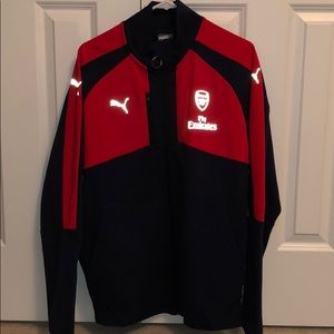 Puma men’s full zip Arsenal sweatshirt. Size L
